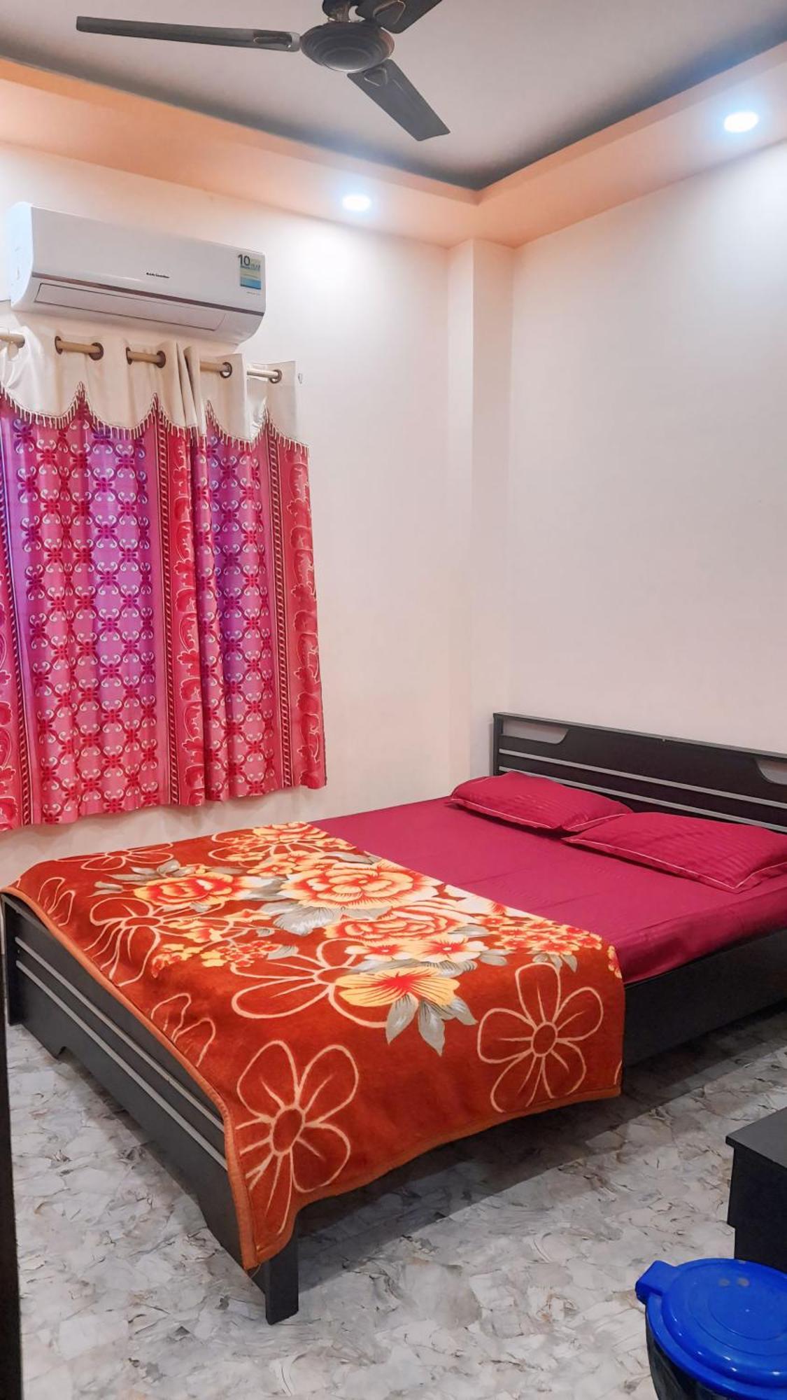 Msm Residency Hotel Пури Екстериор снимка