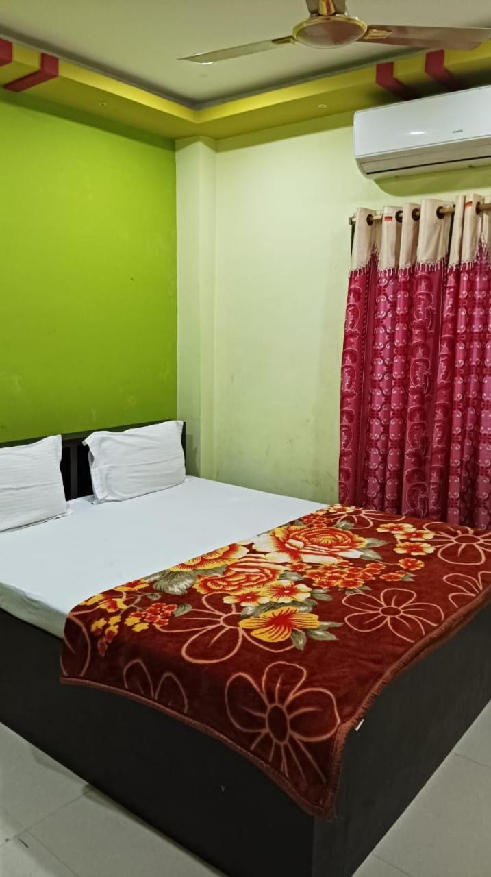 Msm Residency Hotel Пури Екстериор снимка