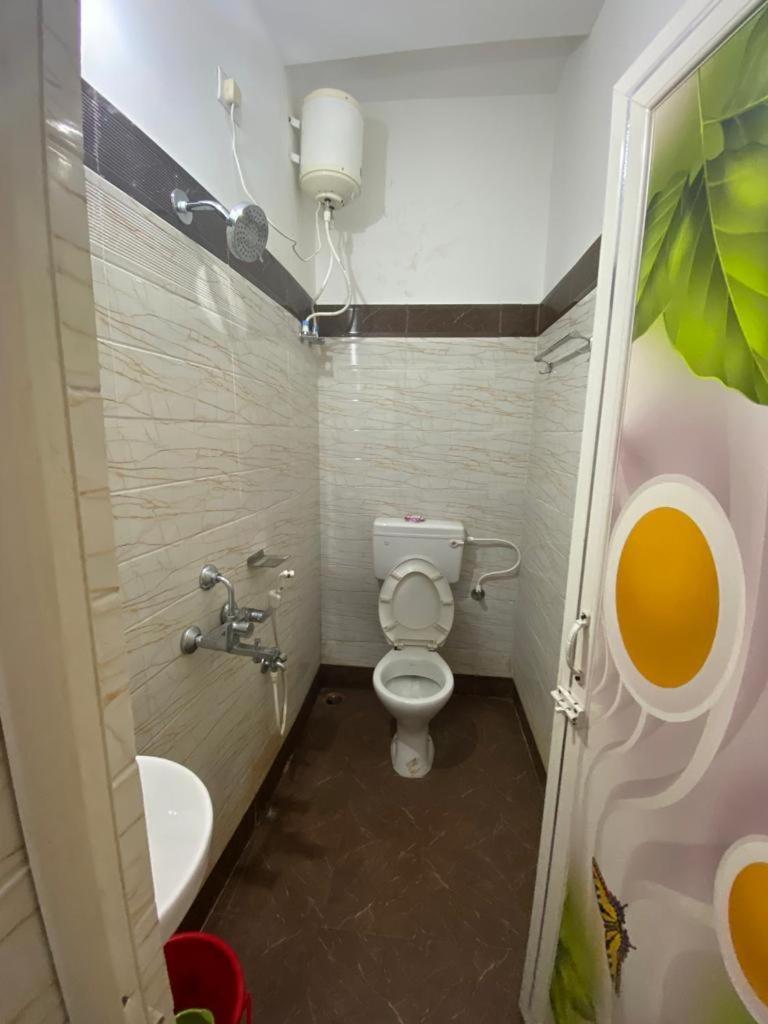 Msm Residency Hotel Пури Екстериор снимка