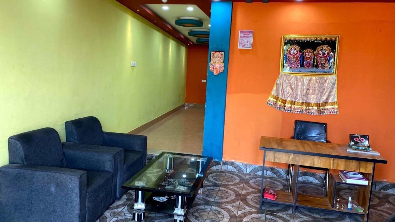Msm Residency Hotel Пури Екстериор снимка